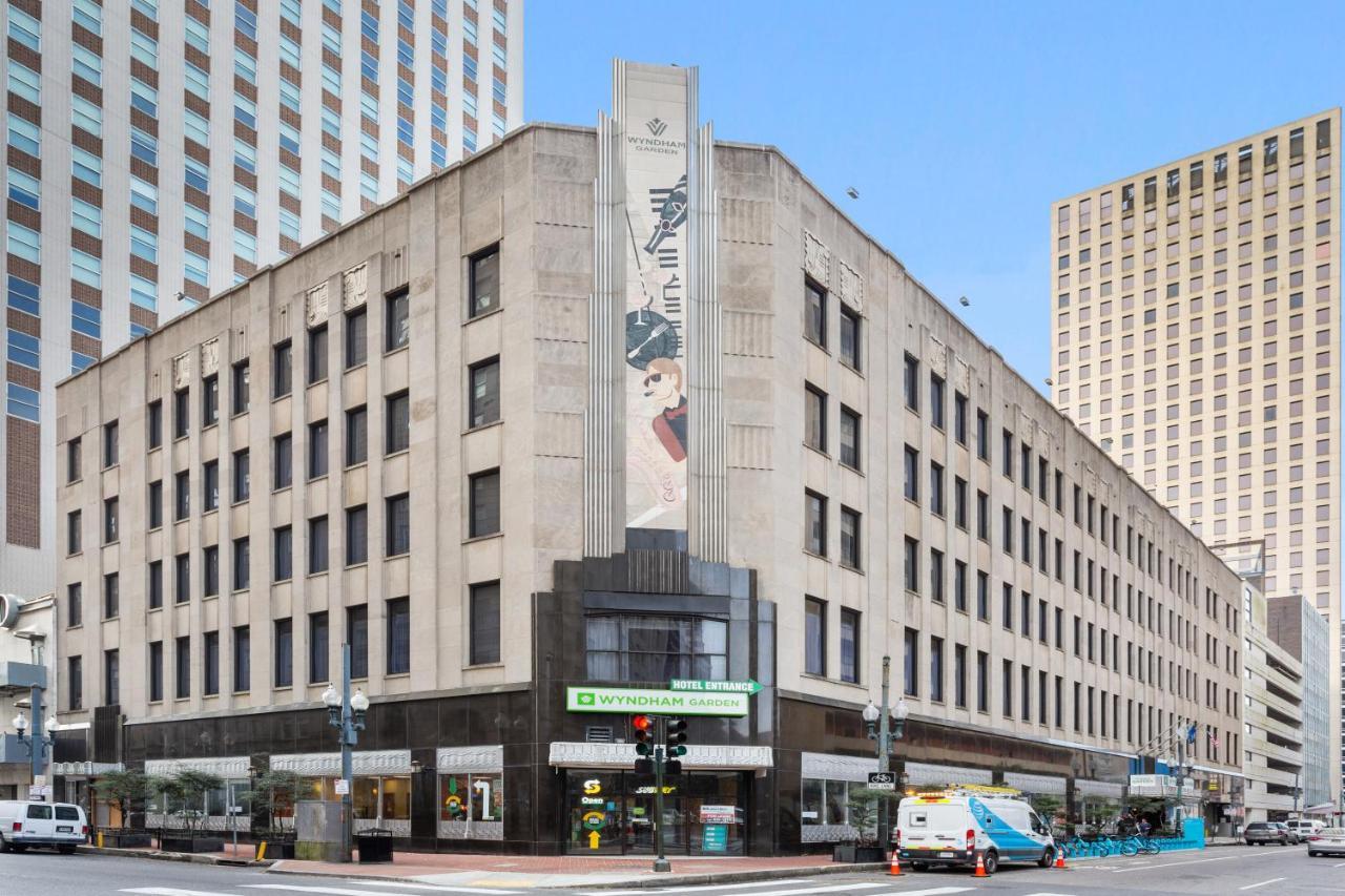 Hotel Wyndham Garden Baronne Plaza New Orleans Exterior foto
